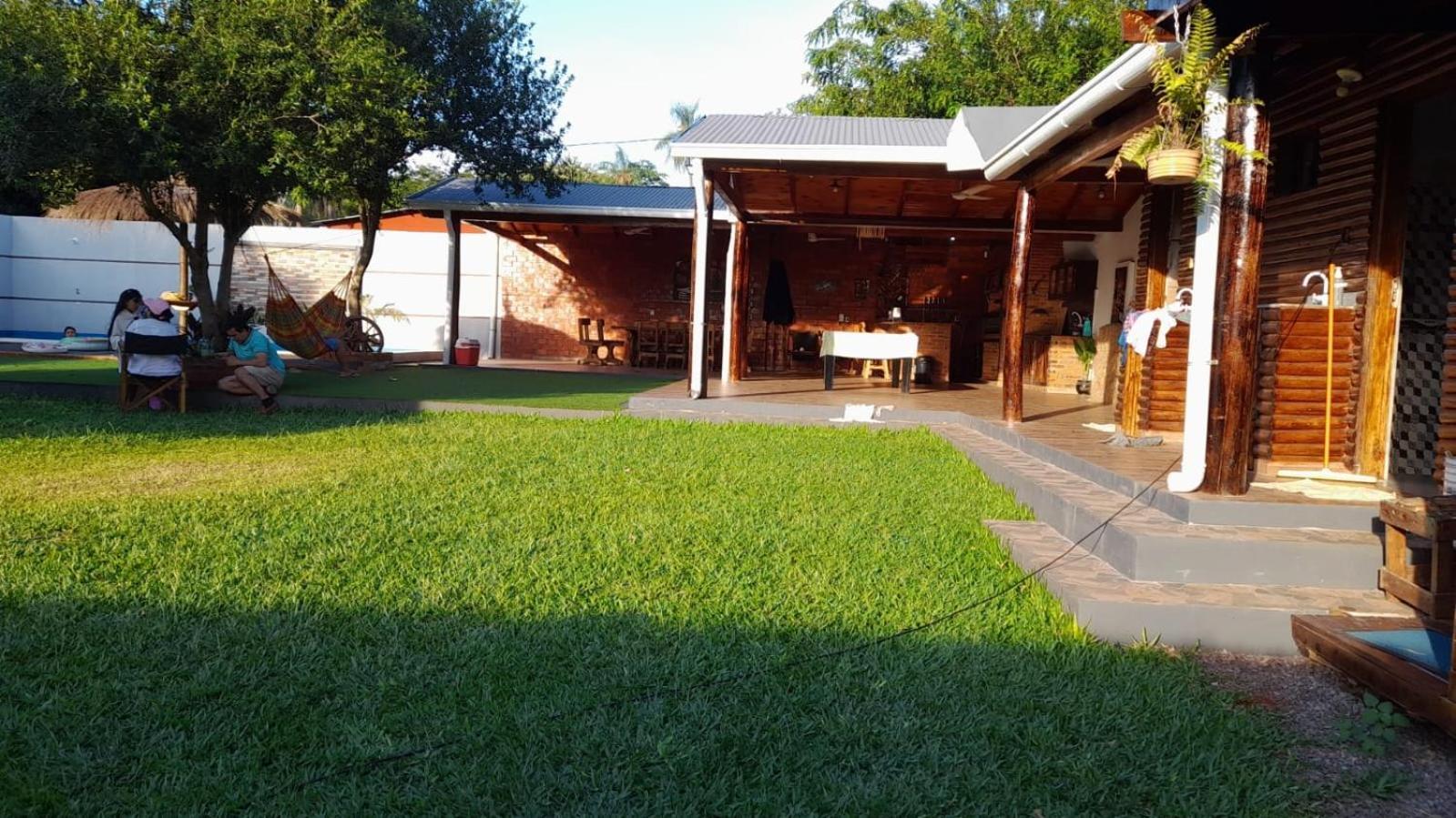 Quinta Queen Girasol Capiatá Exterior foto
